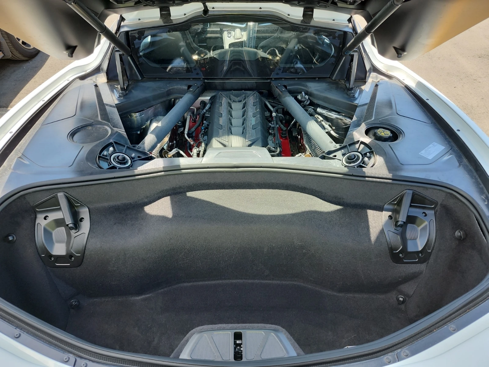Chevrolet Corvette Chevrolet Corvette C8 1LT | 2023 | 6.2 V8 | 495 к., снимка 12 - Автомобили и джипове - 55743911