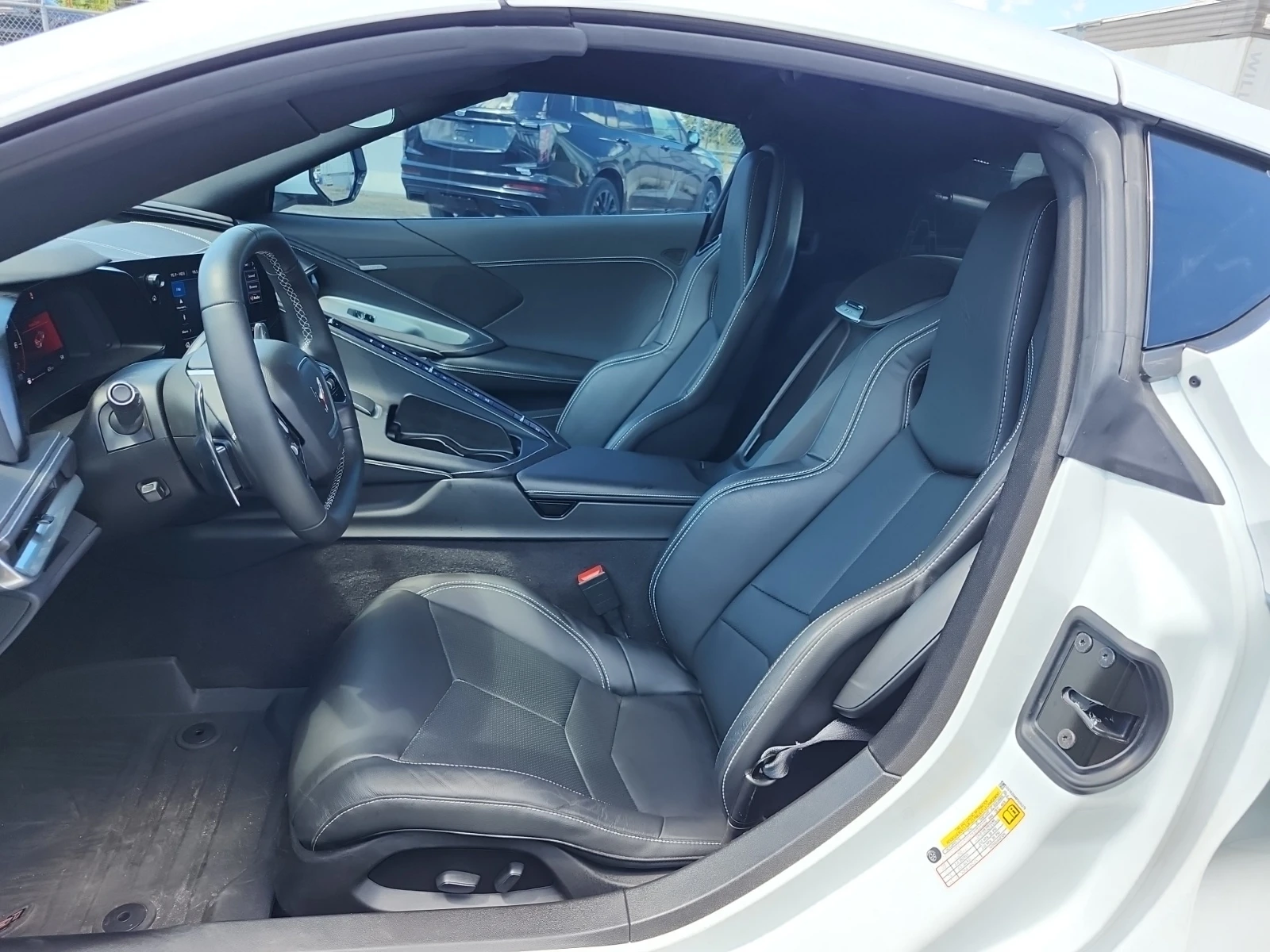 Chevrolet Corvette Chevrolet Corvette C8 1LT | 2023 | 6.2 V8 | 495 к., снимка 8 - Автомобили и джипове - 55743911