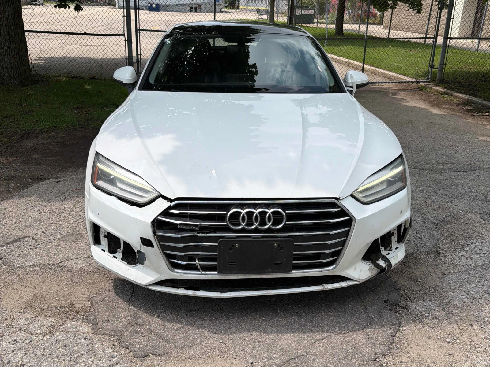 Audi A5 * Komfort * CARFAX * ОПЦИЯ ЗА ФИНАНСИРАНЕ * , снимка 6 - Автомобили и джипове - 56066853