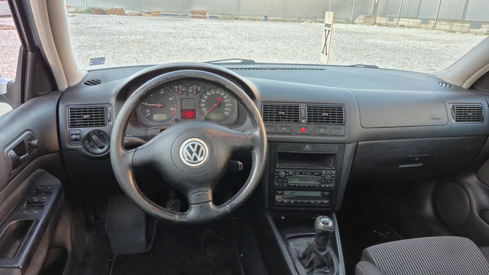 VW Golf 1.9 TDI/116* * * , снимка 12 - Автомобили и джипове - 56228824