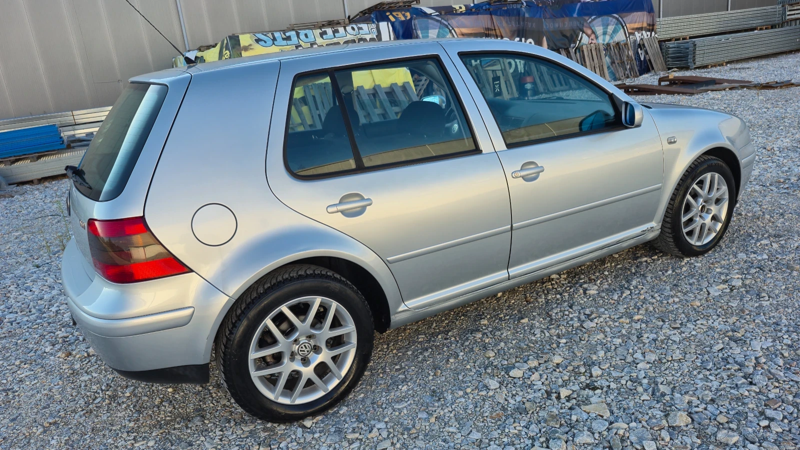 VW Golf 1.9 TDI/116* * * , снимка 7 - Автомобили и джипове - 56341829