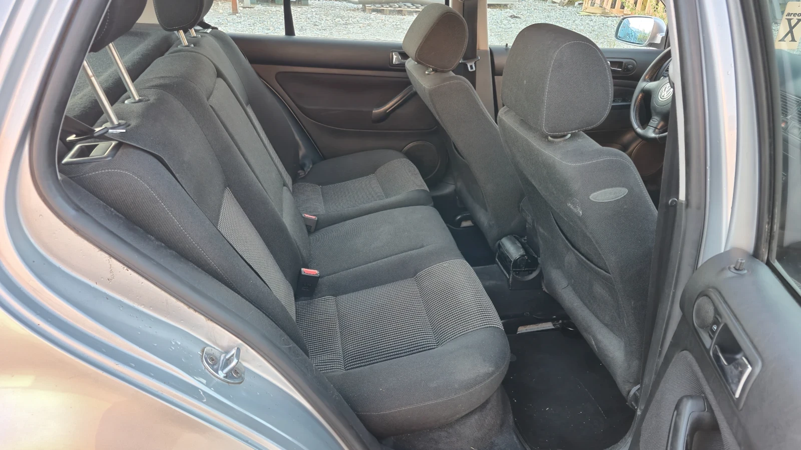 VW Golf 1.9 TDI/116* * * , снимка 15 - Автомобили и джипове - 56103235