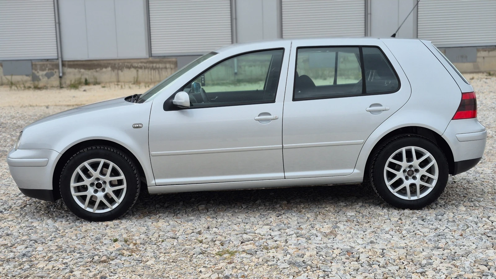 VW Golf 1.9 TDI/116* * * , снимка 9 - Автомобили и джипове - 56228824