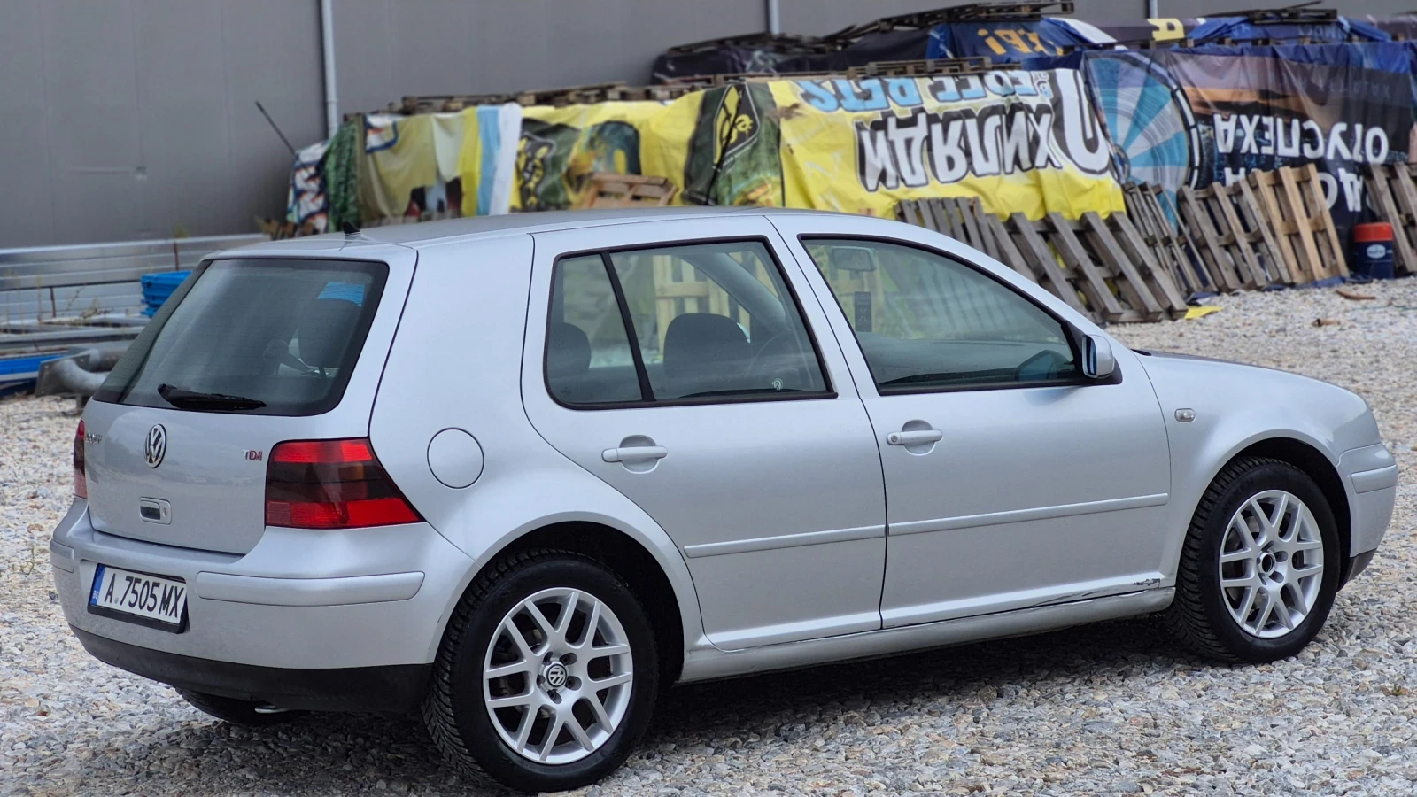 VW Golf 1.9 TDI/116* * * , снимка 4 - Автомобили и джипове - 56228824