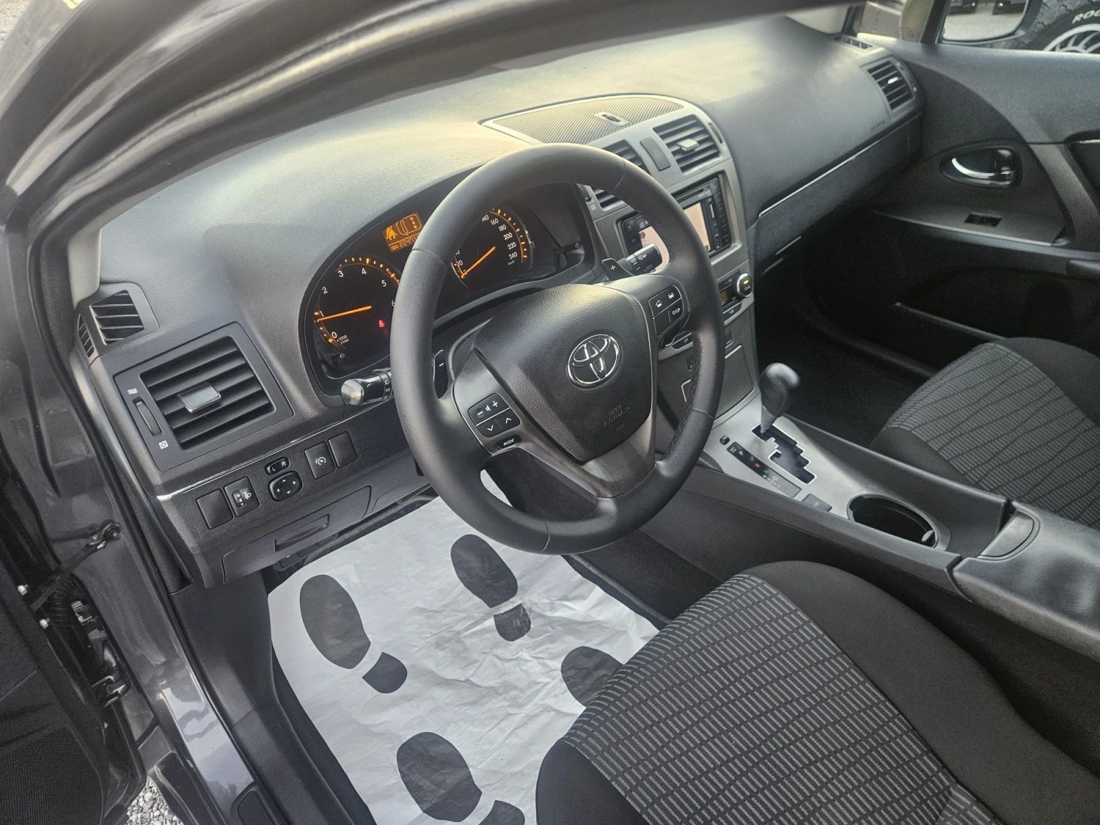 Toyota Avensis 2.2D AUTOMAT  | Mobile.bg � ����������� 8
