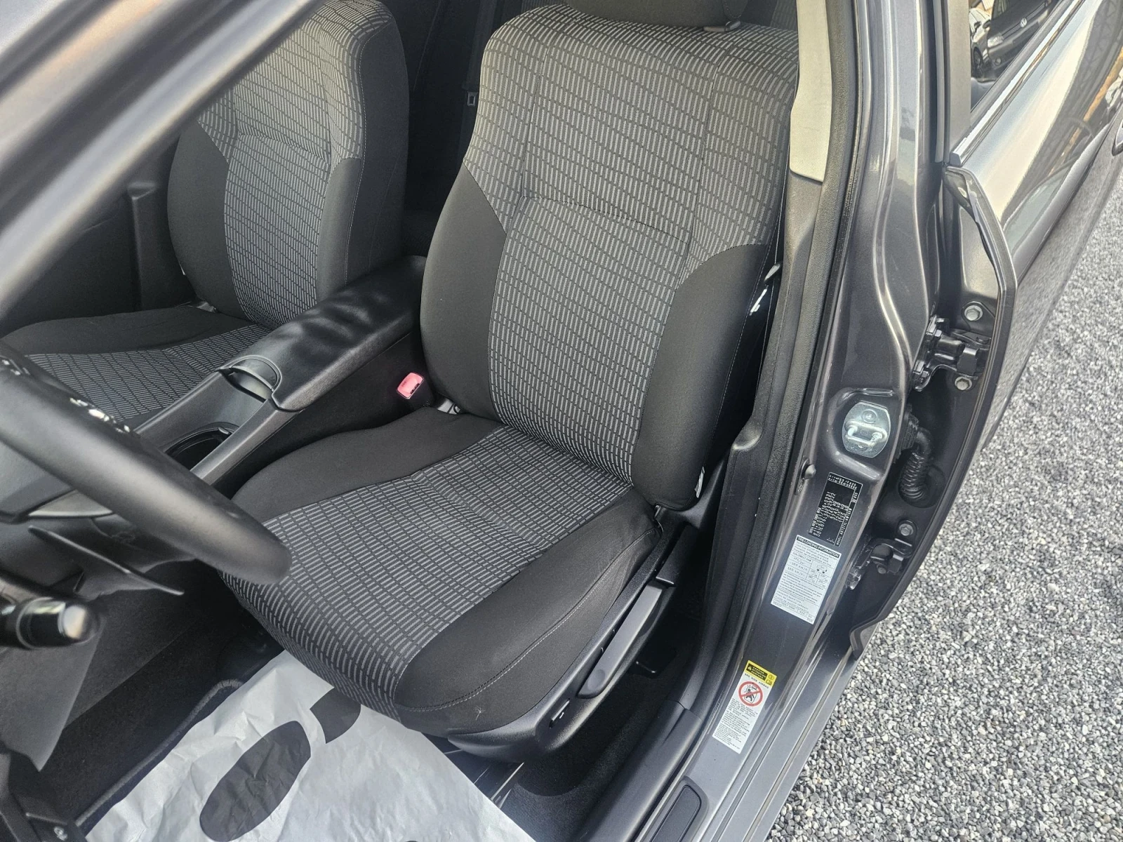 Toyota Avensis 2.2D AUTOMAT  | Mobile.bg � ����������� 9