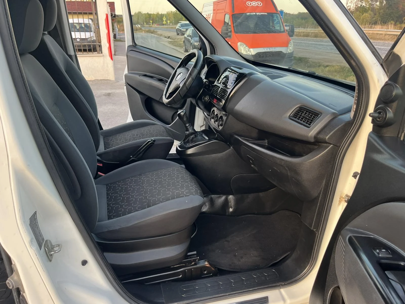 Fiat Doblo 1.3 M-JET 90�� EURO 5 �������� ���� ������ | Mobile.bg � ����������� 9