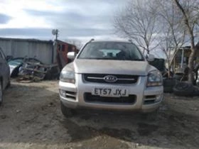 Kia Sportage 2.0CRDI 140к.с автомат , снимка 2