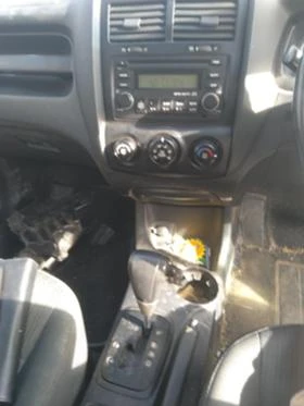 Kia Sportage 2.0CRDI 140к.с автомат , снимка 6