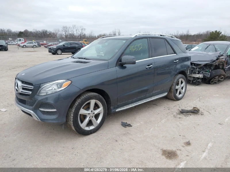 Mercedes-Benz GLE 350 4MATIC/Harman Kardon* Памет* Обдухв* , снимка 1 - Автомобили и джипове - 48618767