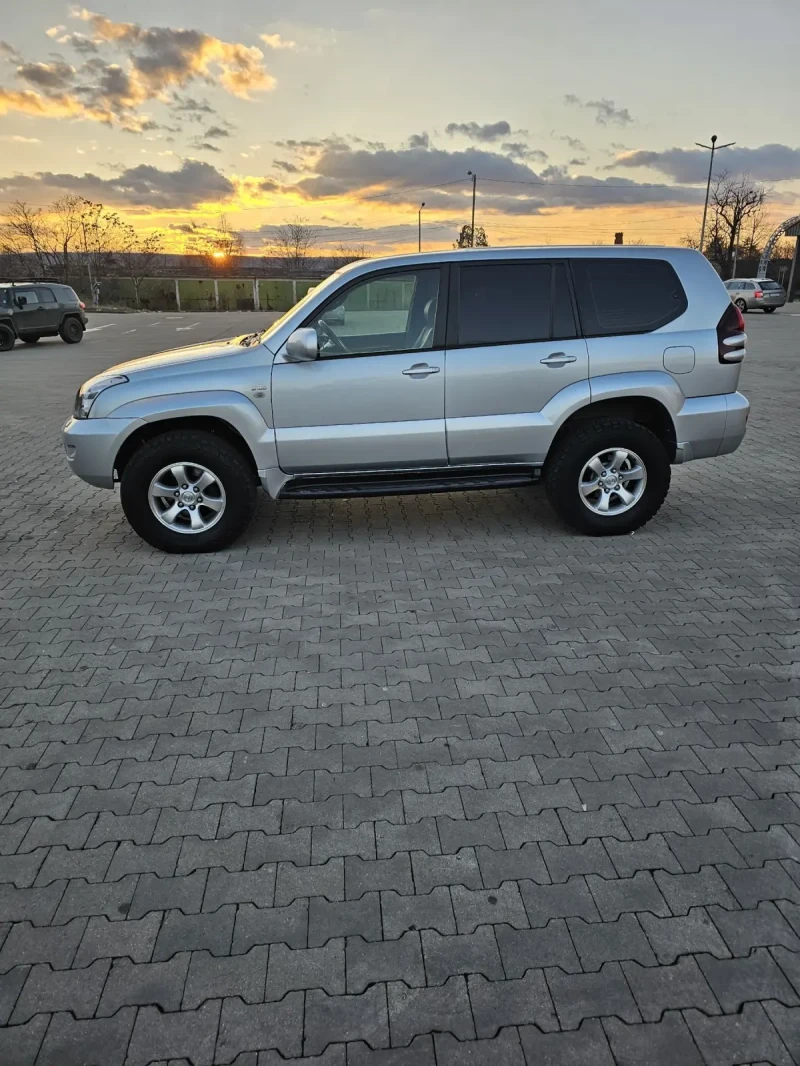 Toyota Land cruiser 3.0 d4d 166ps automat, снимка 9 - Автомобили и джипове - 49350861