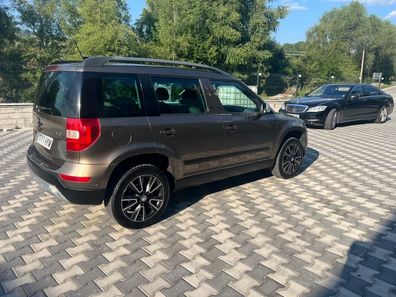 Skoda Yeti 2.0TDI 4X4 Панорама , снимка 4 - Автомобили и джипове - 52347235
