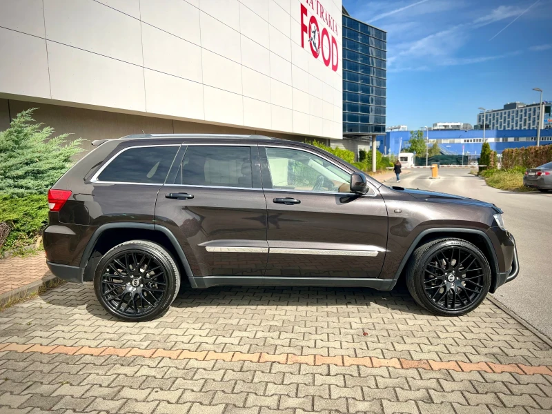 Jeep Grand cherokee 3.0CRD-Overland Лизинг през Уникредит по 365 лв, снимка 5 - Автомобили и джипове - 51492625