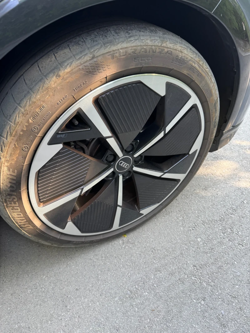 Audi Q4 Quattro E50, S-line, снимка 6 - Автомобили и джипове - 52384836