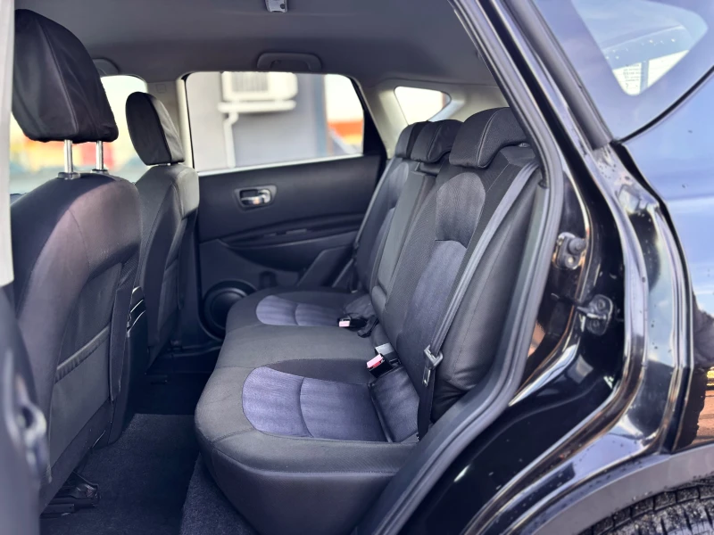 Nissan Qashqai, снимка 13 - Автомобили и джипове - 53120136