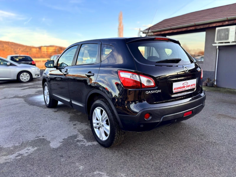 Nissan Qashqai, снимка 7 - Автомобили и джипове - 53120136