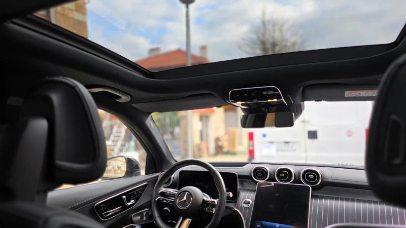Mercedes-Benz GLC 300, снимка 5 - Автомобили и джипове - 53206028