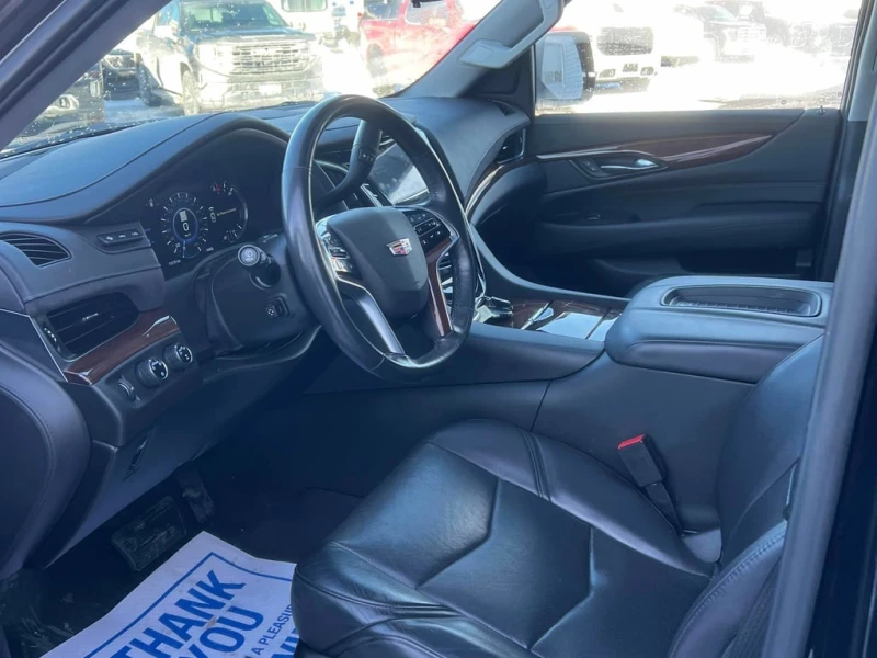 Cadillac Escalade * Premium Luxury * CARFAX * БЕЗ ПЪРВОНАЧАЛНА ВНОСК, снимка 5 - Автомобили и джипове - 53206729