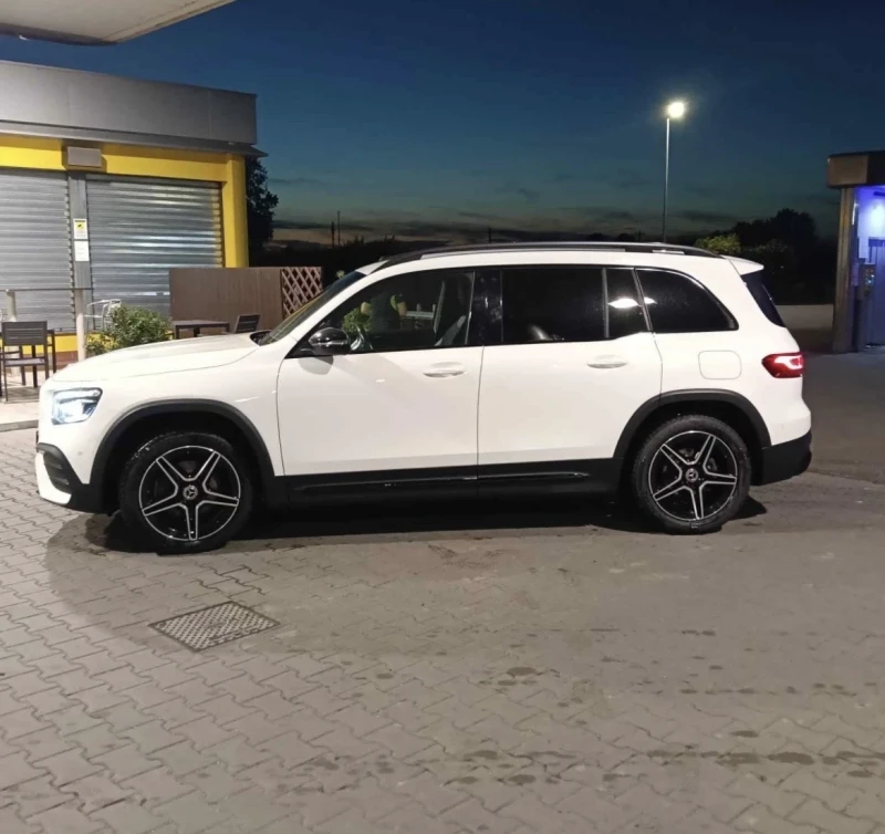 Mercedes-Benz GLB 180, снимка 6 - Автомобили и джипове - 53262925