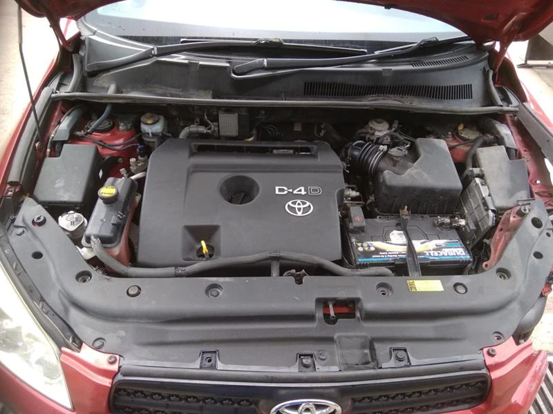 Toyota Rav4 2.2 d4d 136к.с., снимка 9 - Автомобили и джипове - 47180927