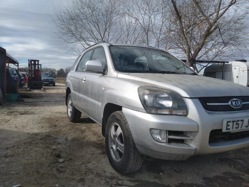 Kia Sportage 2.0CRDI 140к.с автомат , снимка 3 - Автомобили и джипове - 35590586