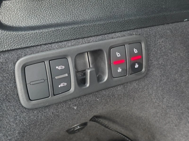 Audi Q7 3.0 DPX Automatic, снимка 17 - Автомобили и джипове - 55960641