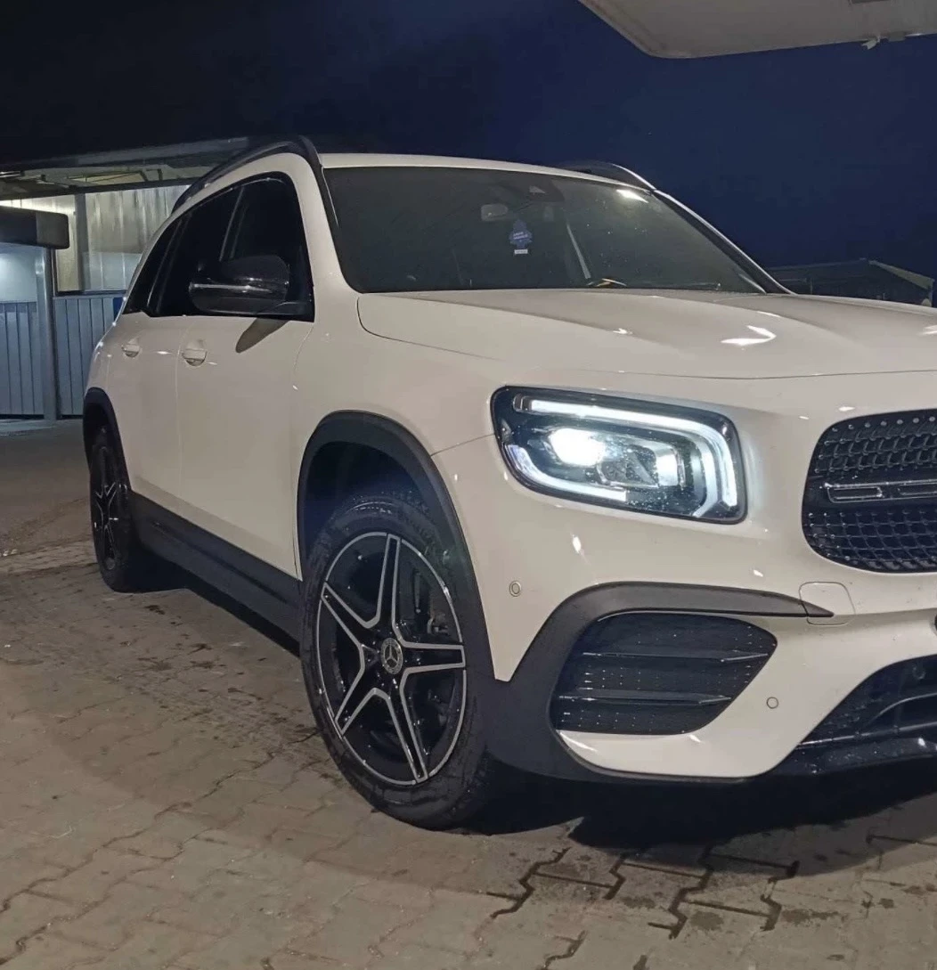 Mercedes-Benz GLB 180, снимка 1