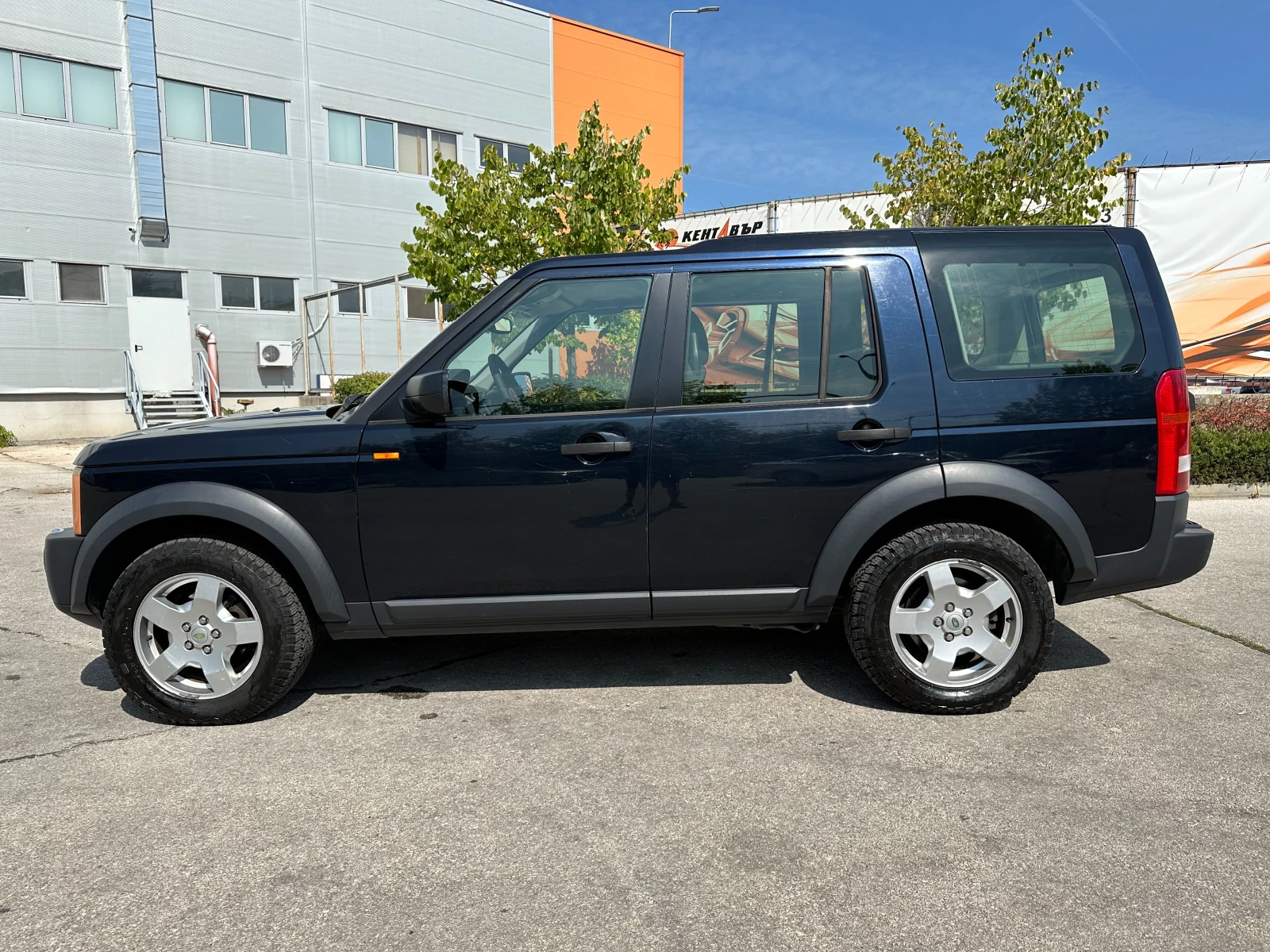 Land Rover Discovery 2.7D 190к.с. Автоматик - изображение 2