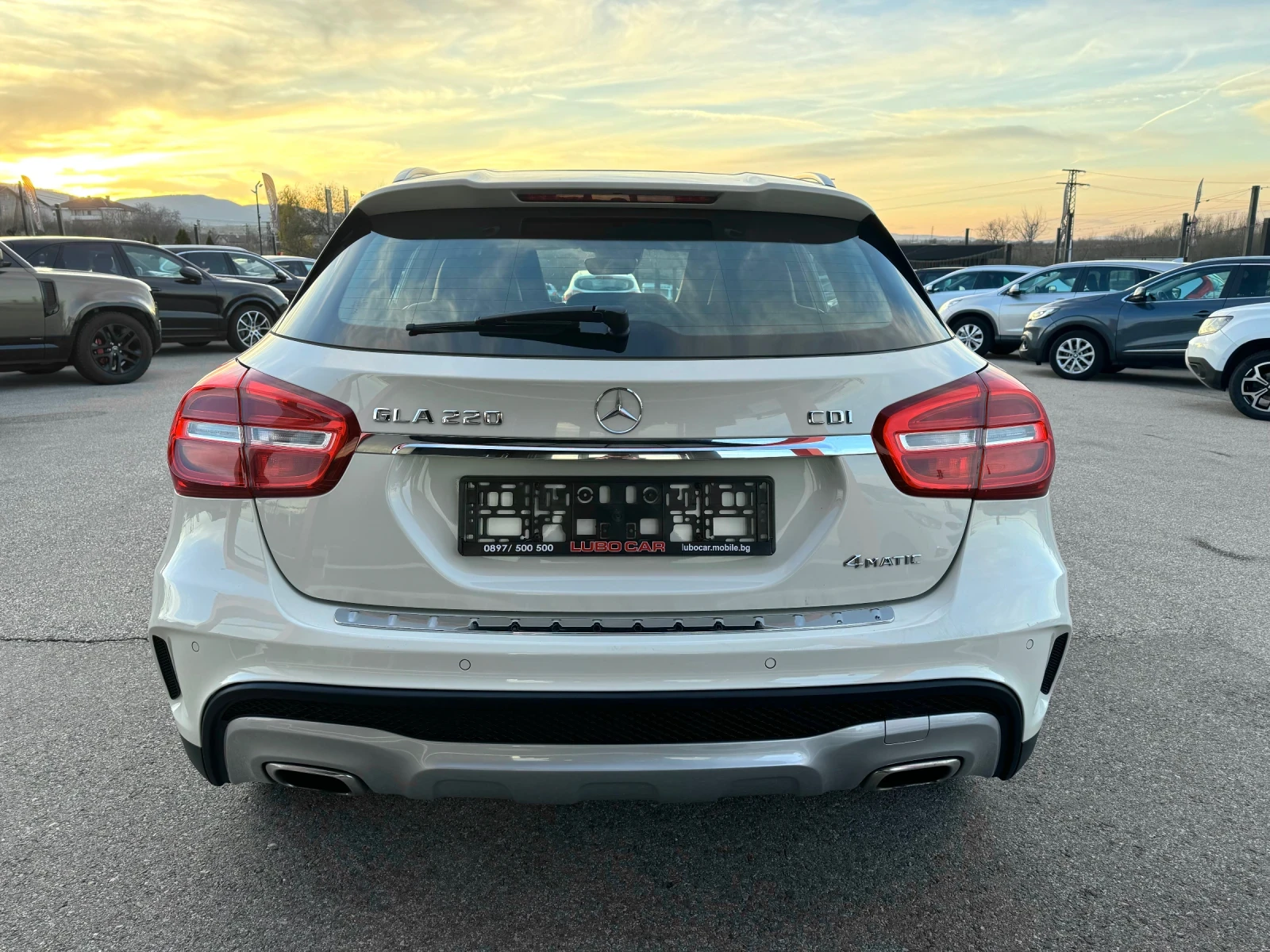 Mercedes-Benz GLA 220 CDI-AMG-4MATIC-LED-NAVI-КОЖА - изображение 6