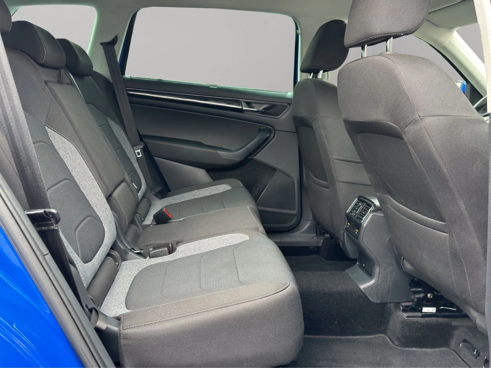 Skoda Kamiq 4x4/200HP/VIRTUAL/360 /LED/AMBI/ACC/777b | Mobile.bg   14