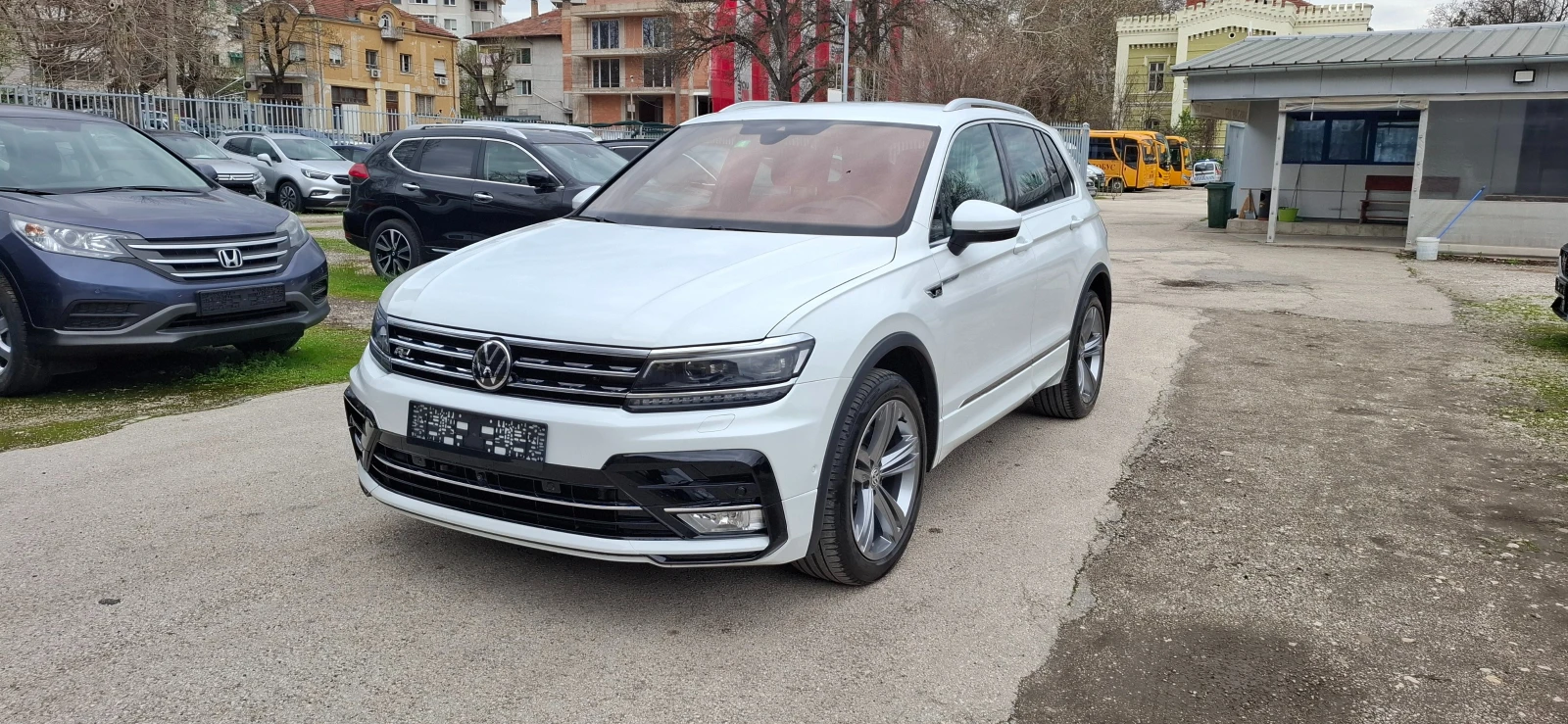 VW Tiguan R-LINE 4motion* Head-up* * 360-камера* ШВЕИЙАРИЯ - изображение 7