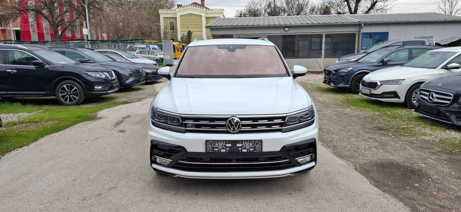 VW Tiguan R-LINE 4motion* Head-up* * 360-камера* ШВЕИЙАРИЯ - изображение 8