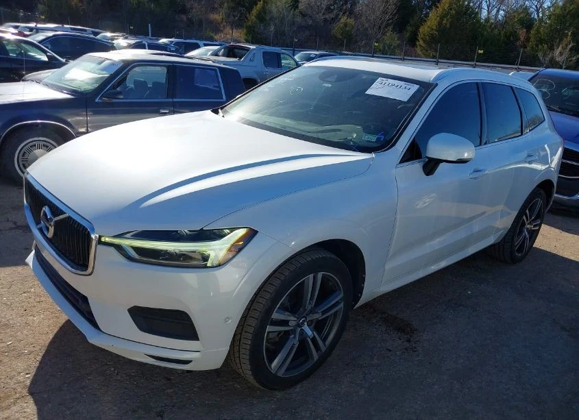 Volvo XC60 T6 MOMENTUM| СЕРВИЗНА ИСТОРИЯ| ВИДЕО| Панорама - изображение 4