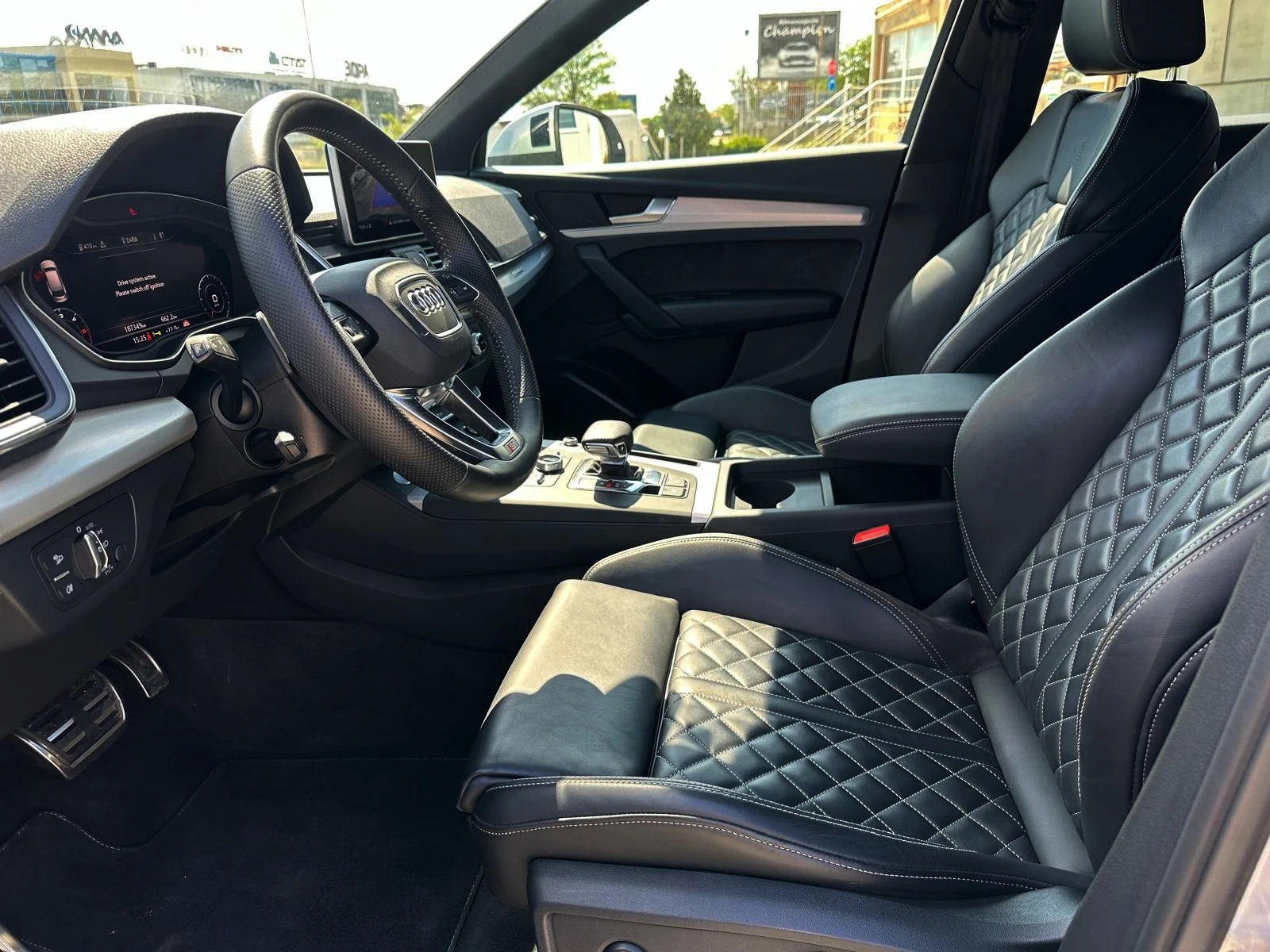 Audi Q5 3.0ТDI* 286k.c* СЕРВИЗНА ИСТОРИЯ* S-LINE - изображение 8