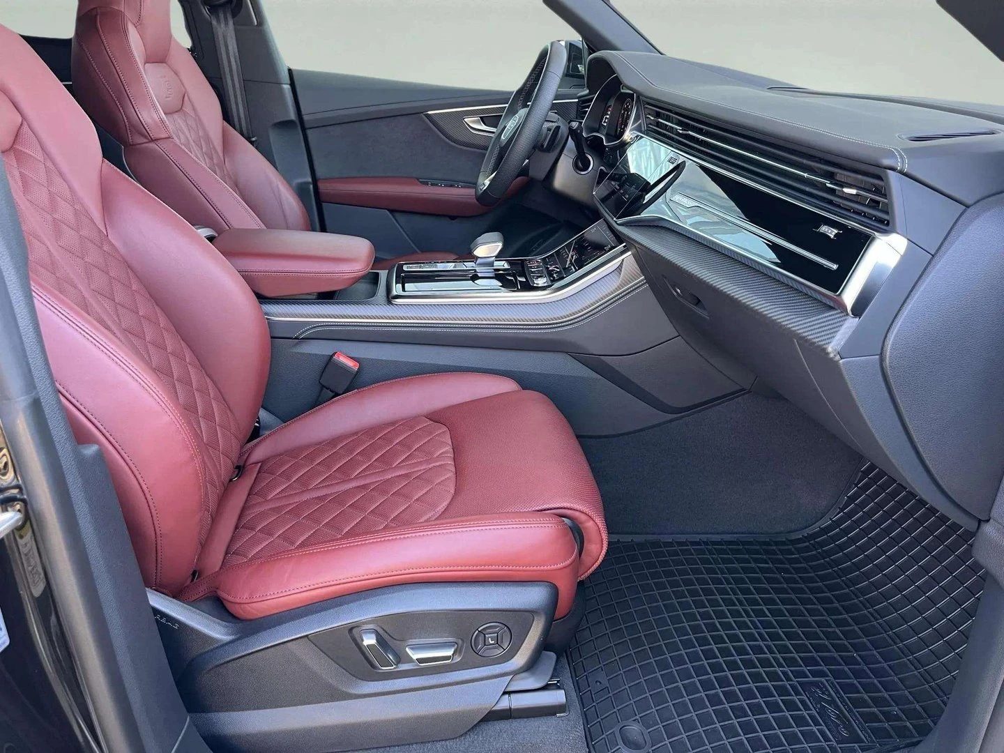 Audi SQ8 TFSI quattro | Mobile.bg — изображение 12