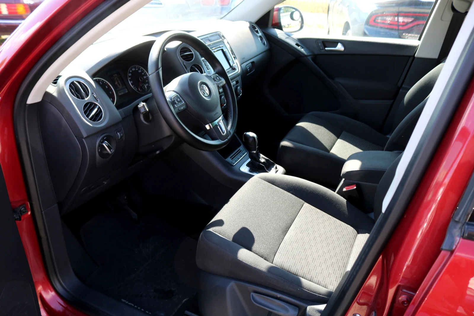 VW Tiguan 2.0 TFSI 4x4 - изображение 6