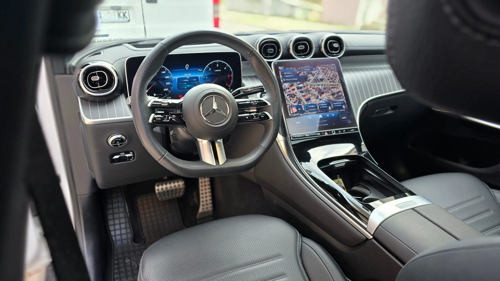 Mercedes-Benz GLC 300  - изображение 4