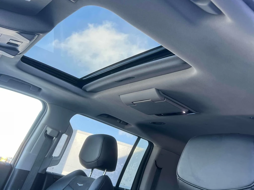 Cadillac Escalade * Premium Luxury * CARFAX * ��� ������������ ����� | Mobile.bg � ����������� 11