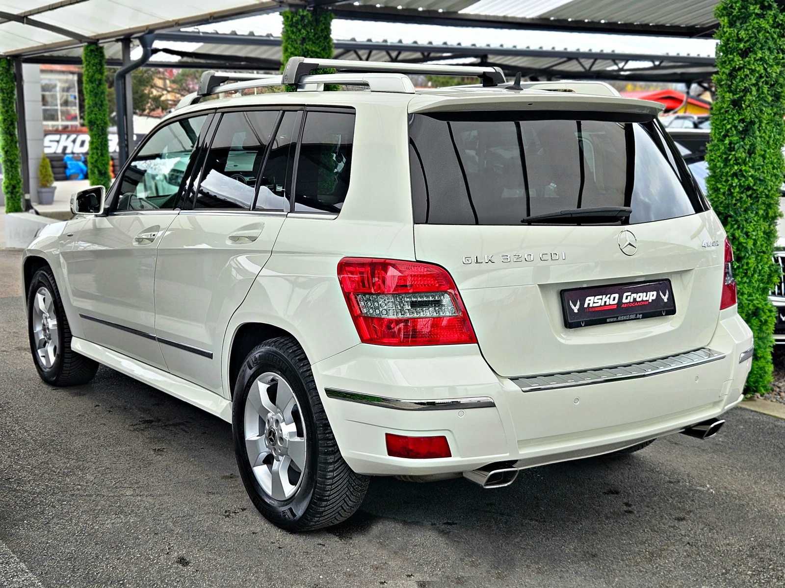 Mercedes-Benz GLK 320CDI/EDITION 1/AMG/DESIGNO/PANORAMA/ПОДГРЕВ/LI, снимка 7 - Автомобили и джипове - 53907672