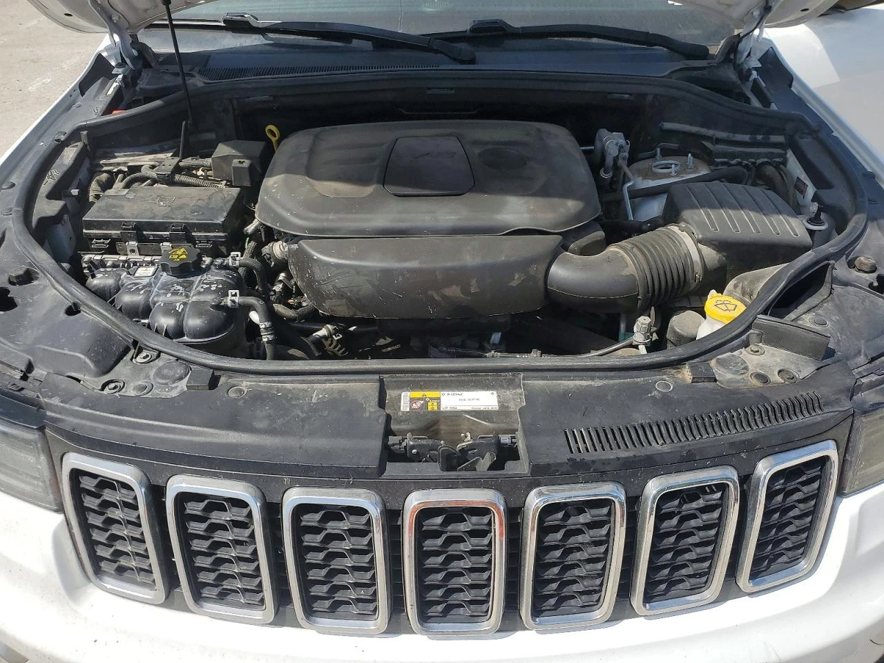 Jeep Grand cherokee 3.6l Grand Cheroke, снимка 12 - Автомобили и джипове - 55106508