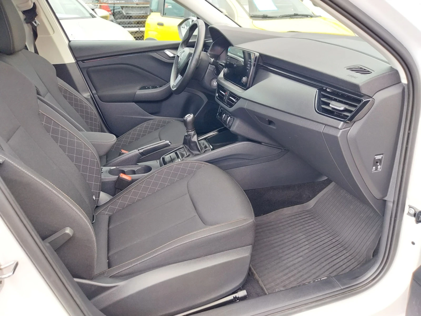 Skoda Kamiq 1.0 TSI/ 116kc., снимка 11 - Автомобили и джипове - 55263307