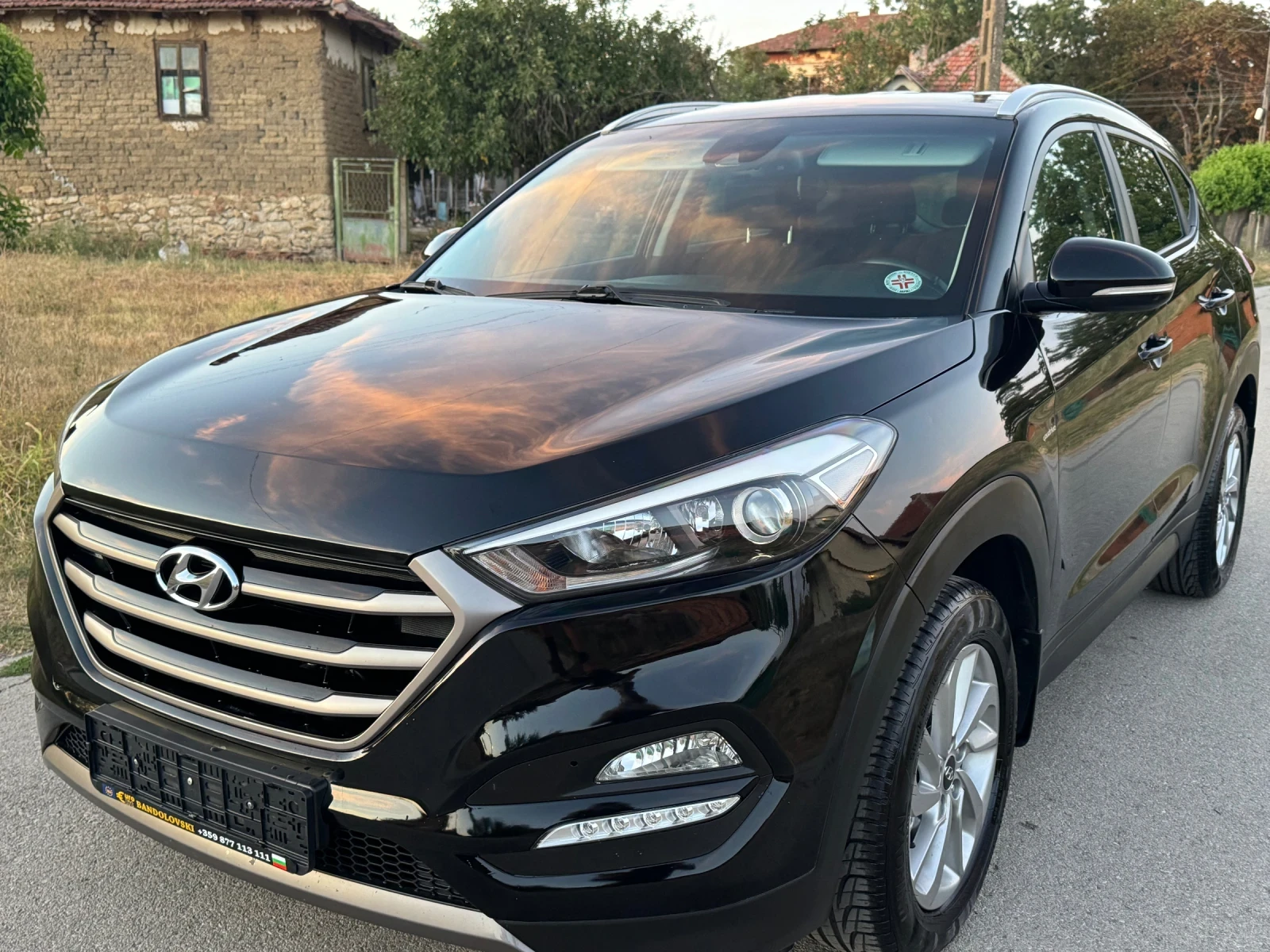 Hyundai Tucson 1.7CRDI;:Navi;:Подгрев;:, снимка 2 - Автомобили и джипове - 55957220
