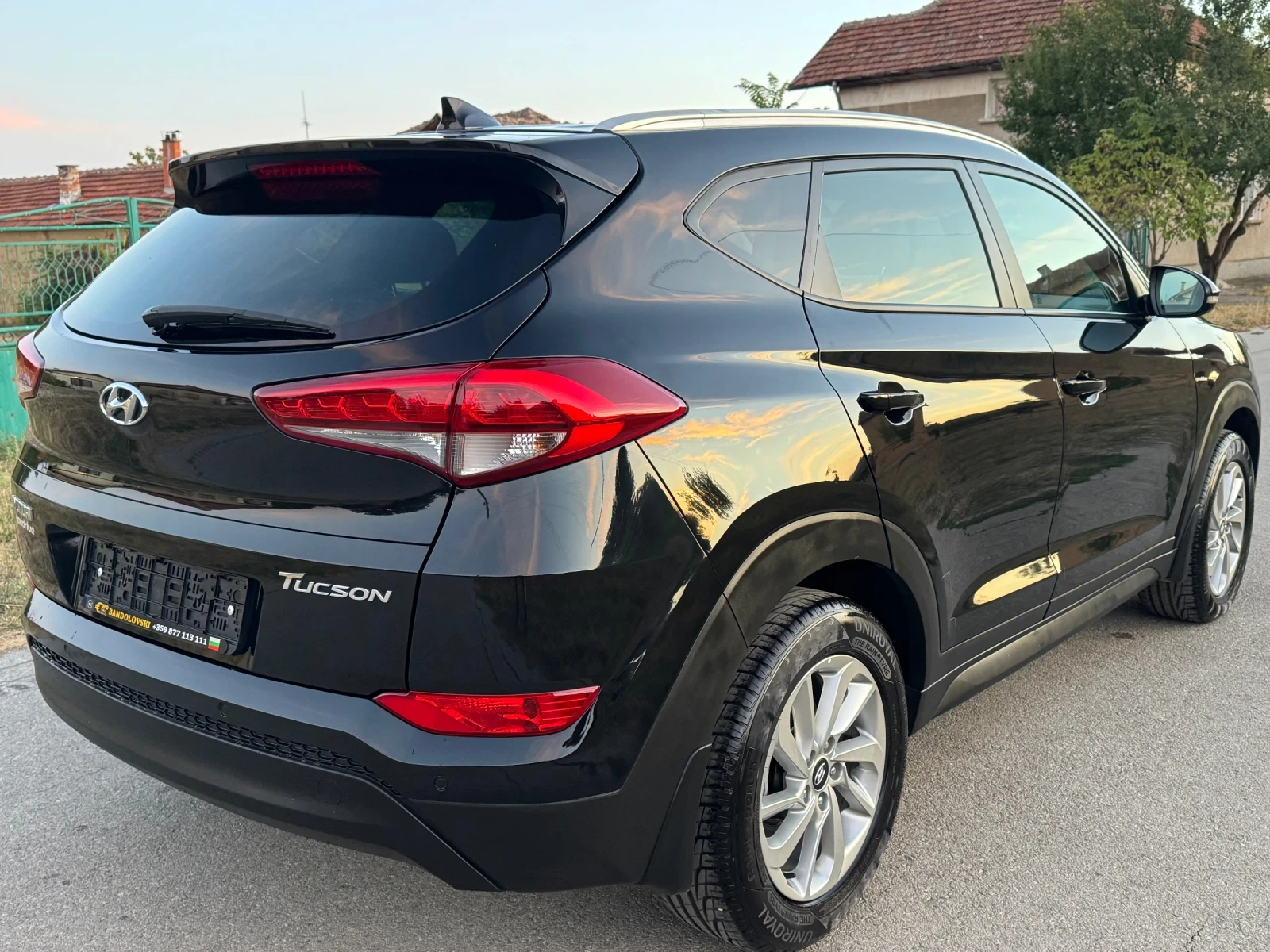 Hyundai Tucson 1.7CRDI;:Navi;:Подгрев;:, снимка 6 - Автомобили и джипове - 55957220