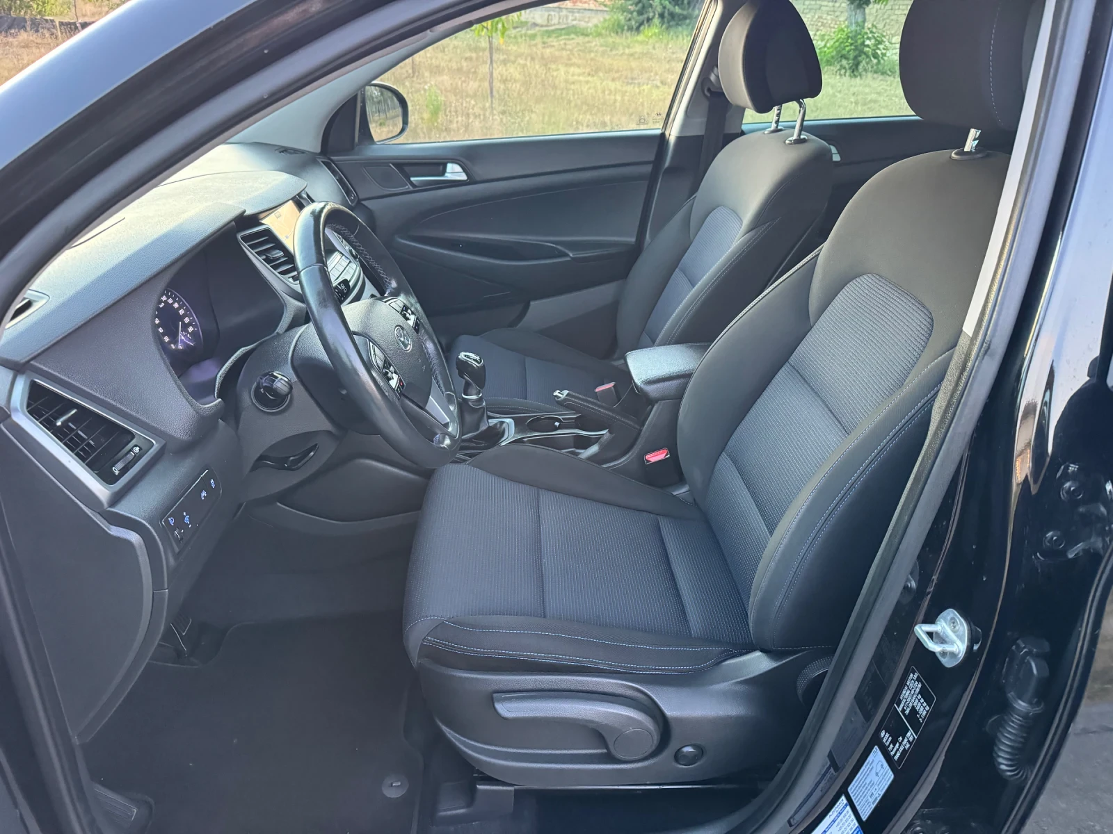 Hyundai Tucson 1.7CRDI;:Navi;:Подгрев;:, снимка 9 - Автомобили и джипове - 55957220