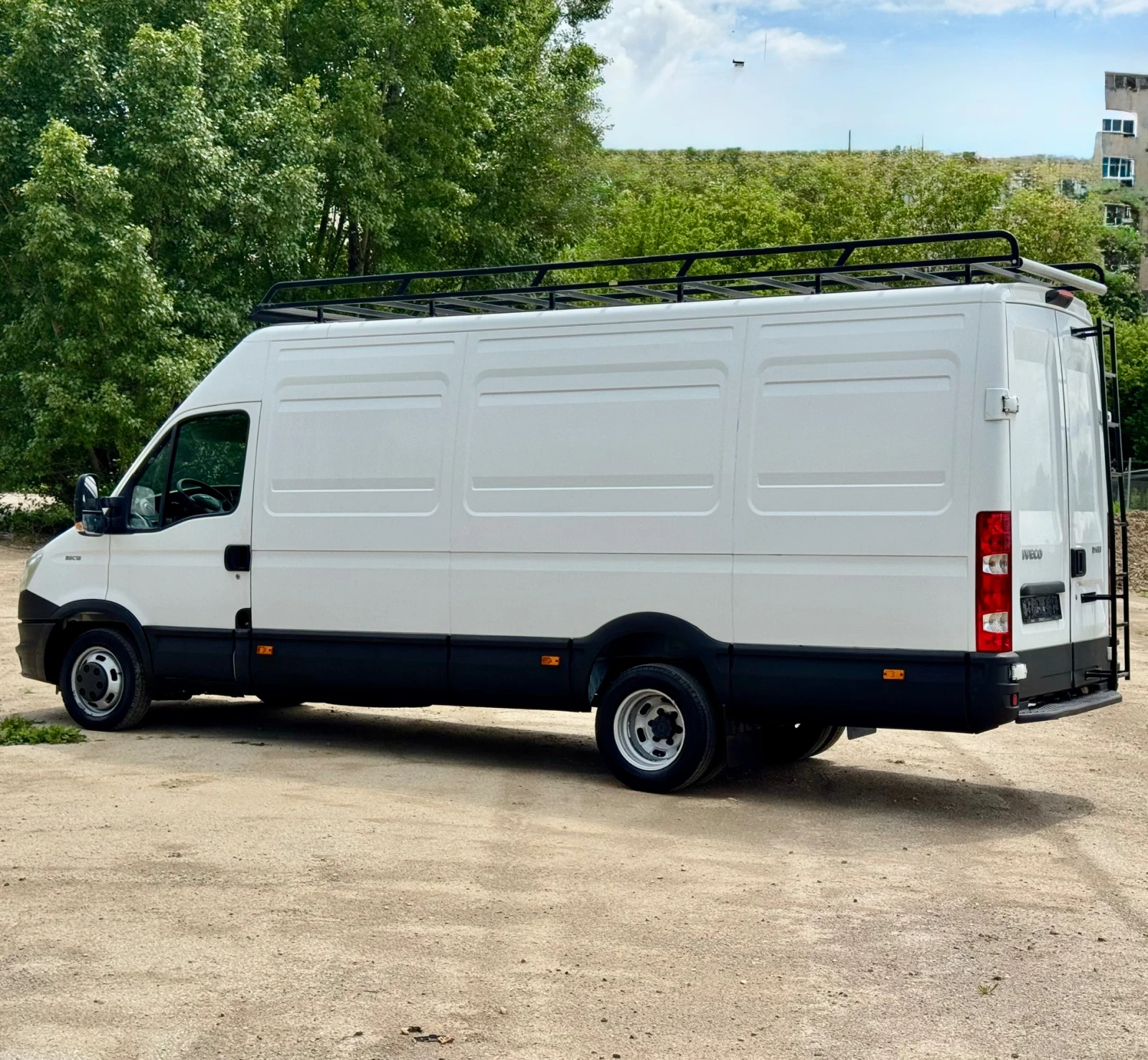 Iveco Daily 197км* MAXI XXL 4.70* КЛИМА * СЕРВИЗНА ИСТОРИЯ, снимка 4 - Бусове и автобуси - 54834287
