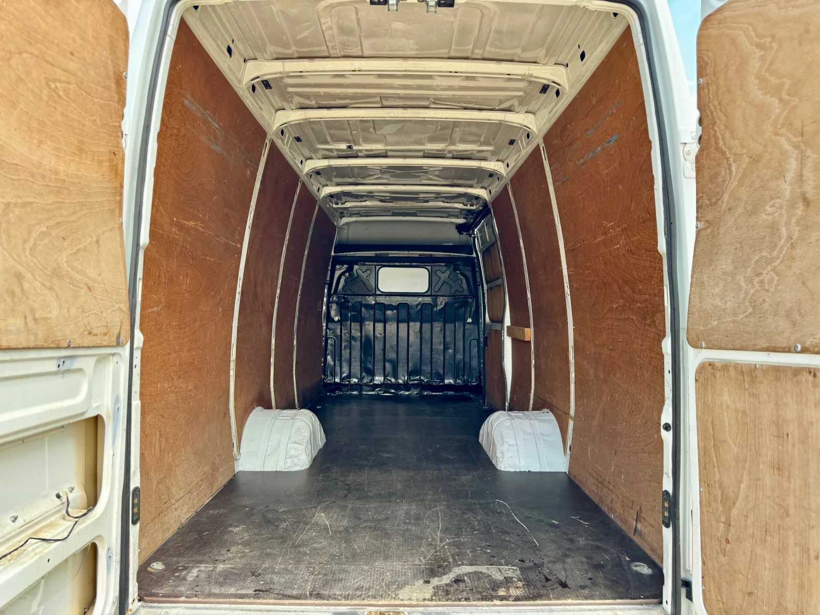 Iveco Daily 197км* MAXI XXL 4.70* КЛИМА * СЕРВИЗНА ИСТОРИЯ, снимка 5 - Бусове и автобуси - 54834287