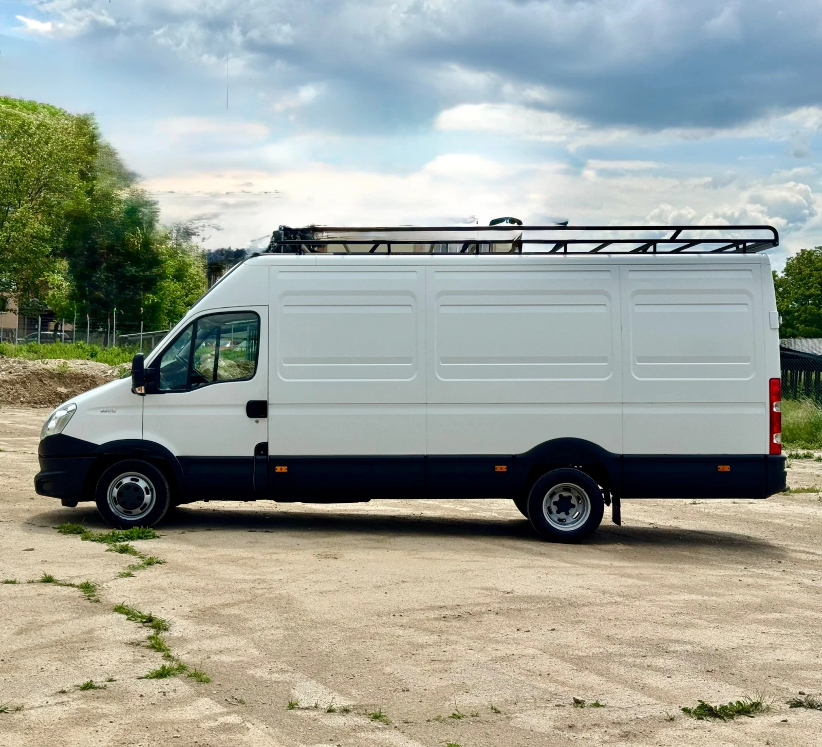Iveco Daily 197км* MAXI XXL 4.70* КЛИМА * СЕРВИЗНА ИСТОРИЯ, снимка 3 - Бусове и автобуси - 54834287