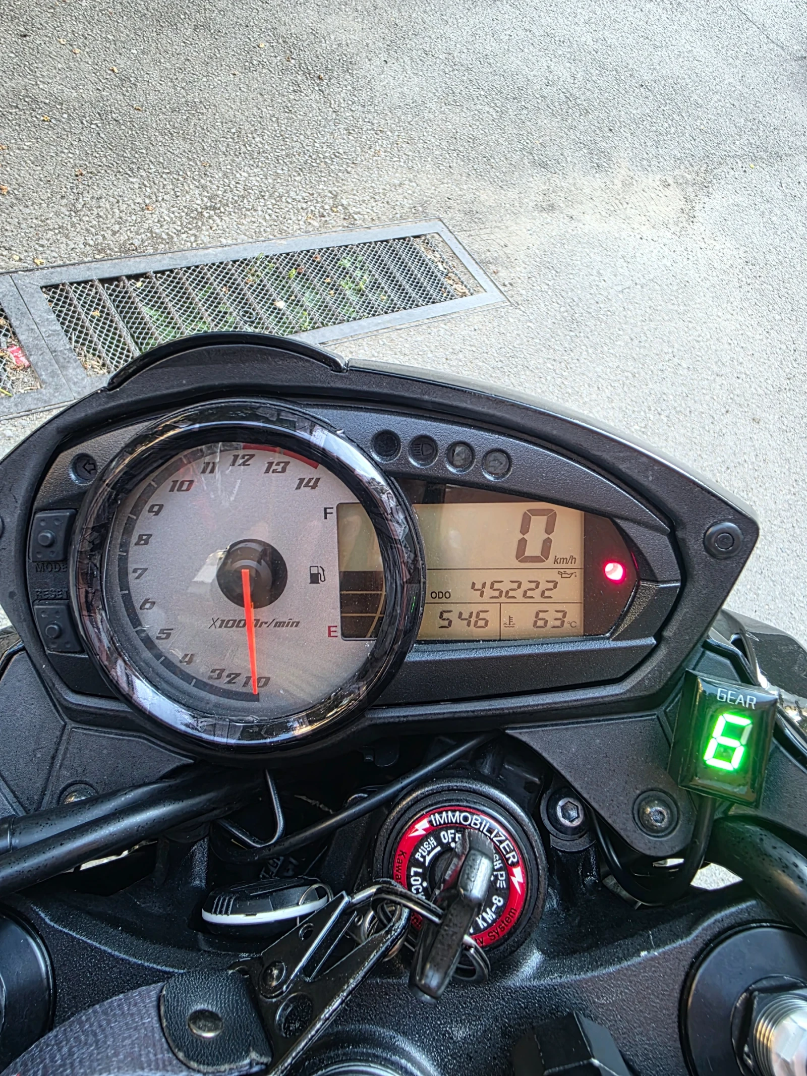 Kawasaki Z 750, снимка 7 - Мотоциклети и мототехника - 54981318