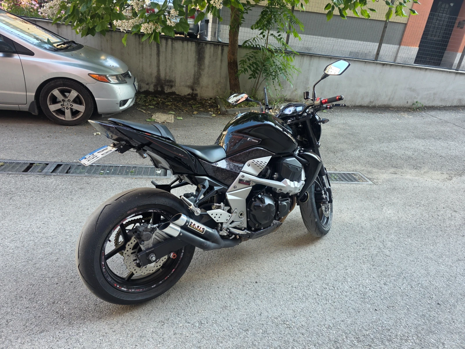 Kawasaki Z 750, снимка 4 - Мотоциклети и мототехника - 54981318