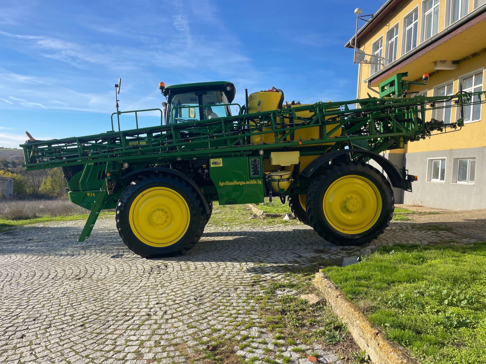 Самоходна пръскачка Друга марка JOHN DEERE R4040i 36 МЕТРА 4000 ЛИТРА ЛИЗИНГ - изображение 4